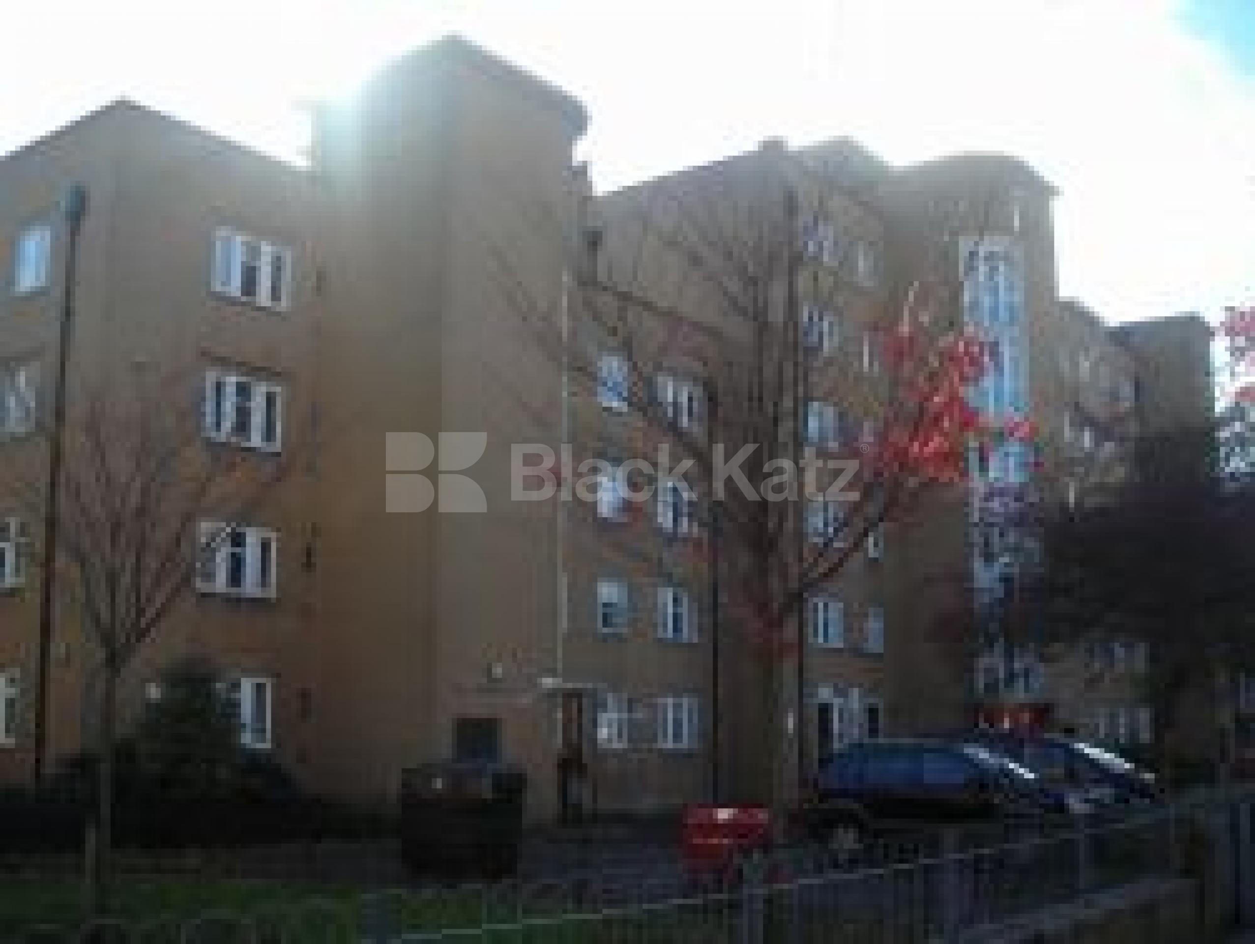 			new instruction, 1 Bedroom, 1 bath, 1 reception Flat			 Aberdeen Place, St Johns Wood NW8